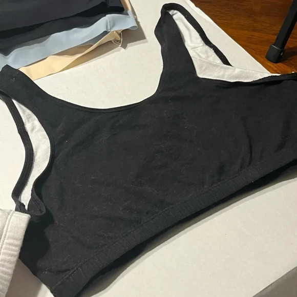 Set three women’s XL- XXL bras from 4 sports 8 sexy bra total of 12 bras - Picture 4 of 16